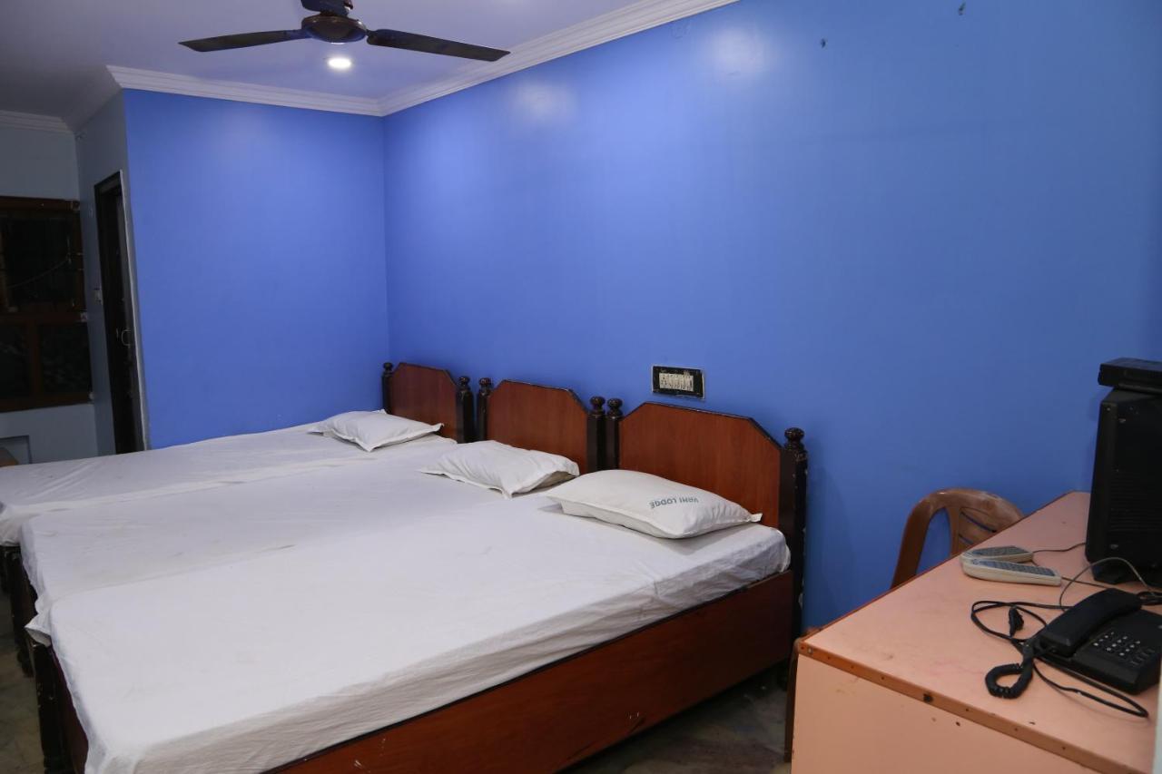 Vani Lodge Visakhapatnam Bagian luar foto